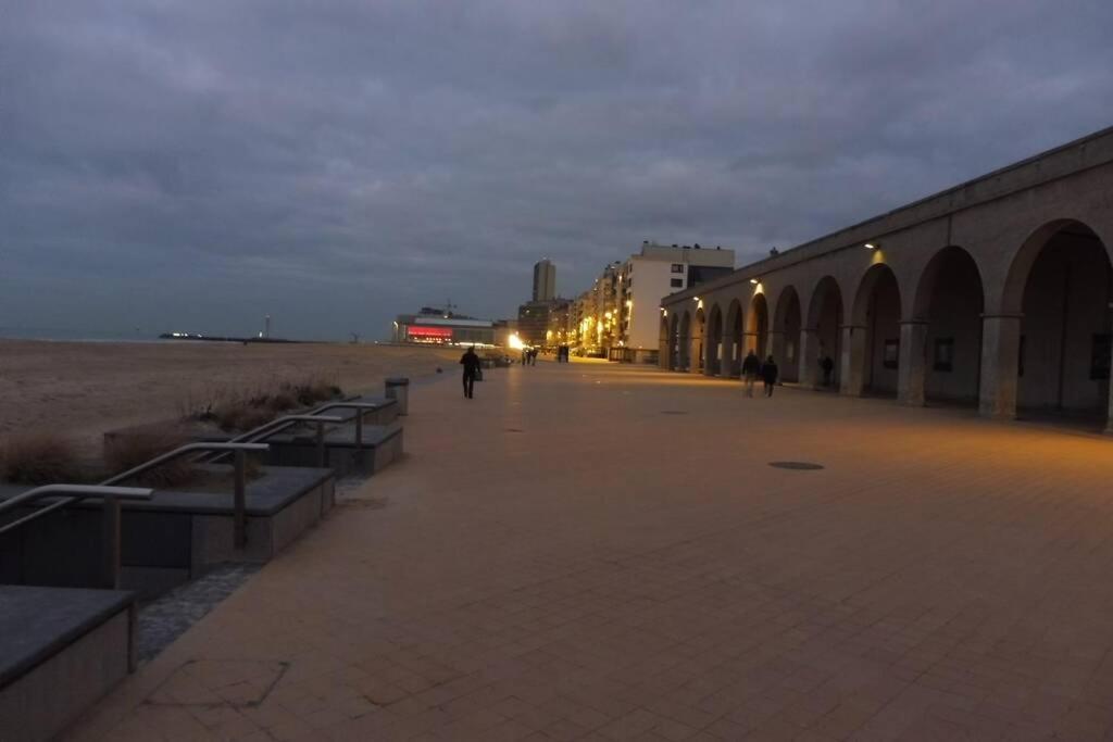 Appartement Residentie Astrid Met Private Parking Bredene Eksteriør bilde