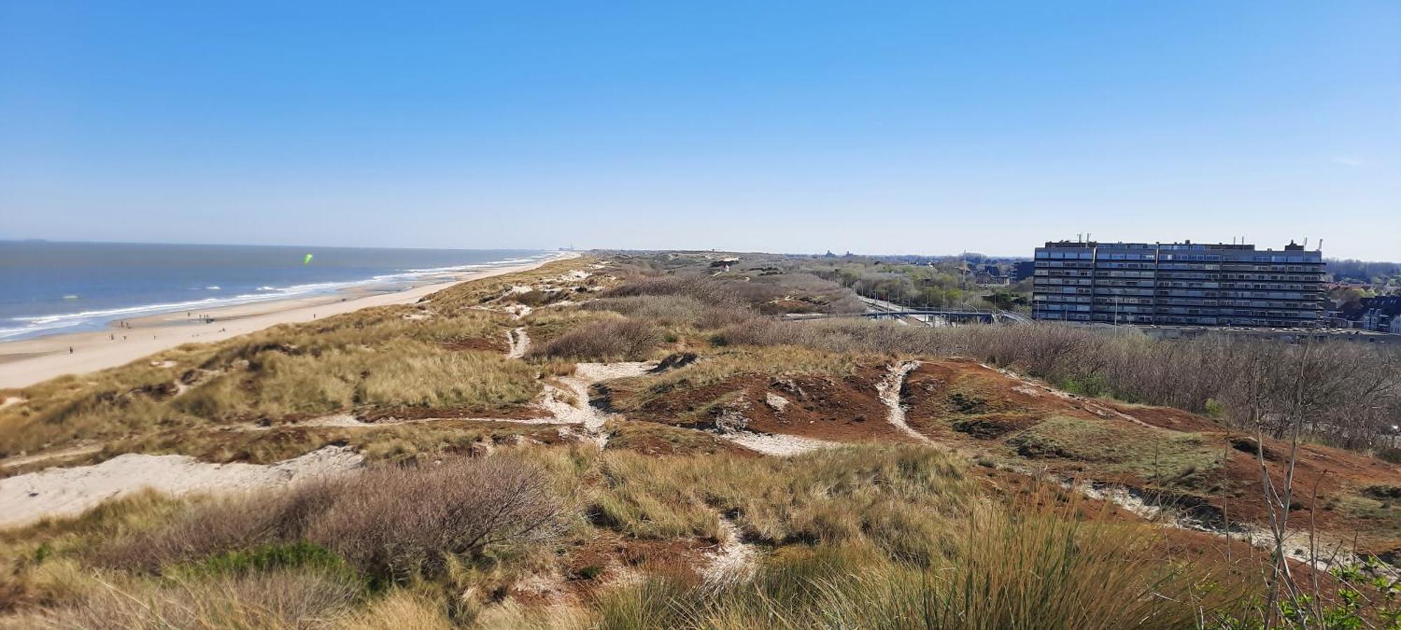 Appartement Residentie Astrid Met Private Parking Bredene Eksteriør bilde