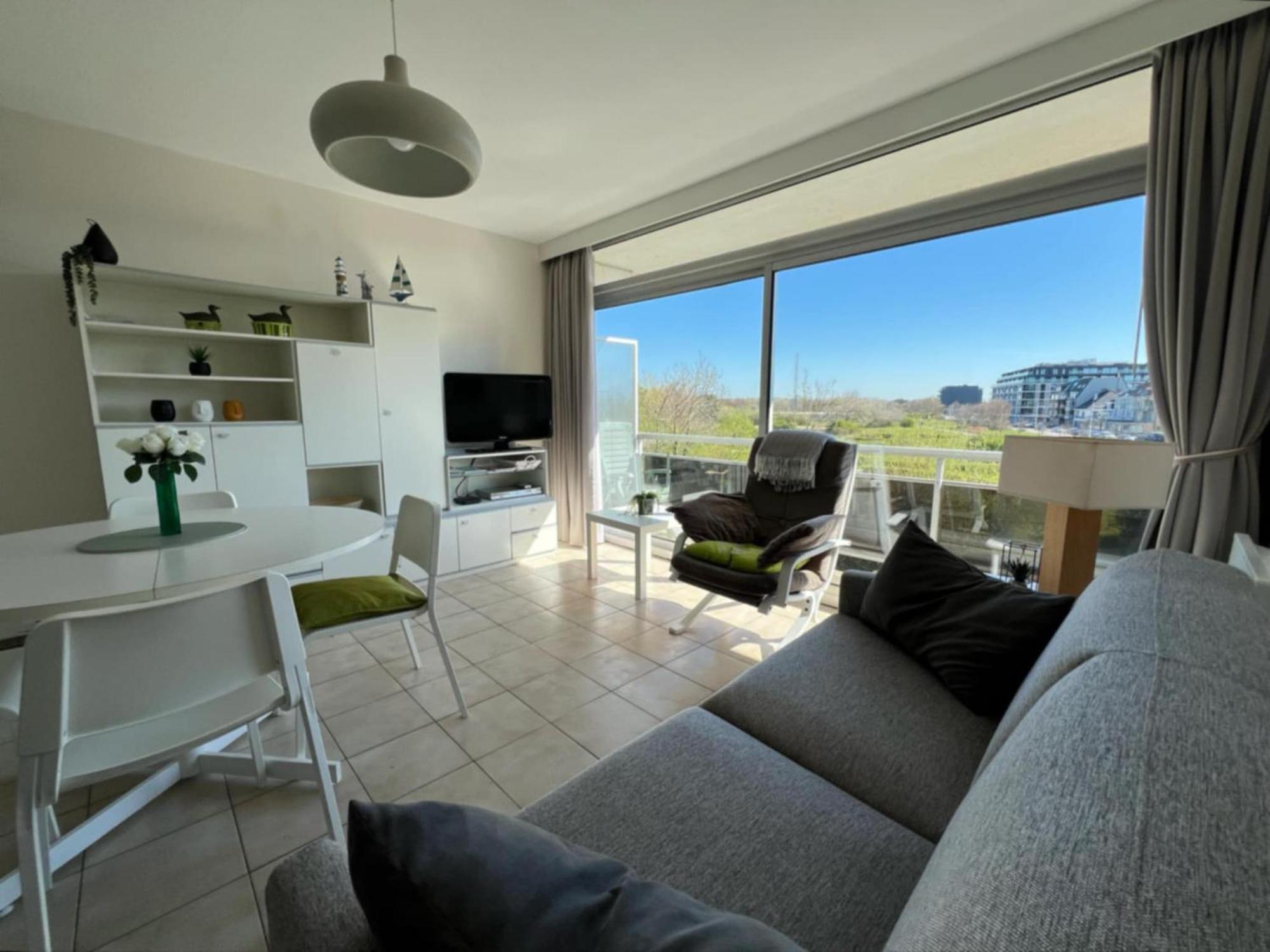 Appartement Residentie Astrid Met Private Parking Bredene Eksteriør bilde